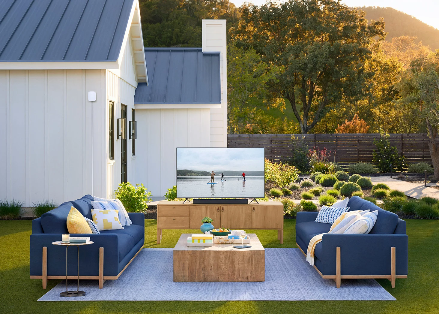 eero Outdoor home lifestyle
